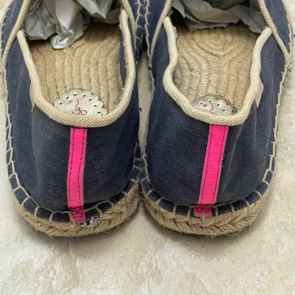 Lilly Pulitzer Lia Espadrille In True Navy with Seahorse print size 10 - Picture 3 of 7